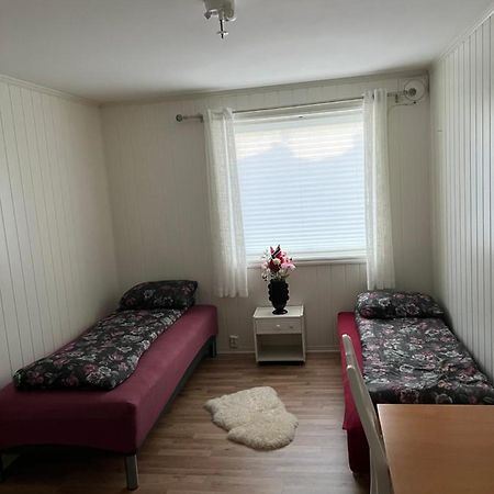 Bedroom In City Centre, No Shower Available Alesund Luaran gambar