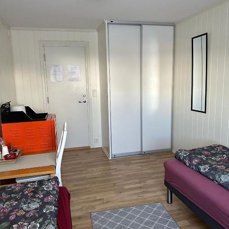 Bedroom In City Centre, No Shower Available Alesund Luaran gambar