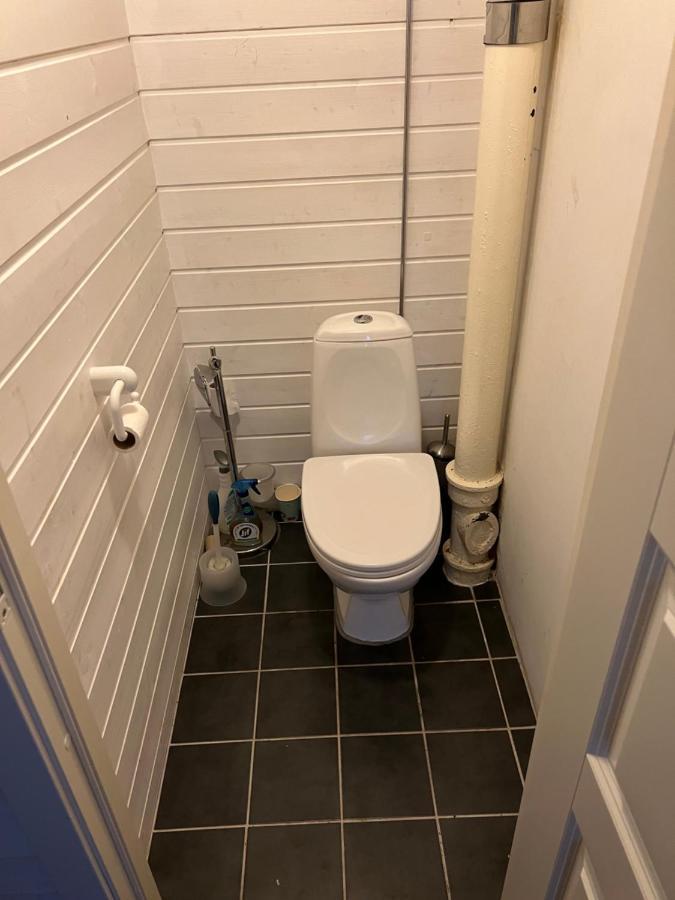 Bedroom In City Centre, No Shower Available Alesund Luaran gambar